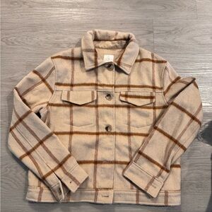 Plaid Shacket Women M Tan Brown Cropped Button Front Missing Button